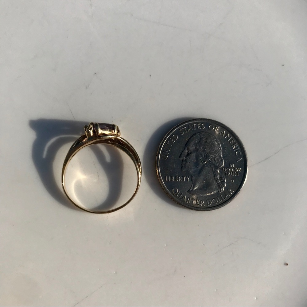 Vintage 10K Yellow Gold Amethyst Diamond  Ring 7.5 - Picture 2 of 4
